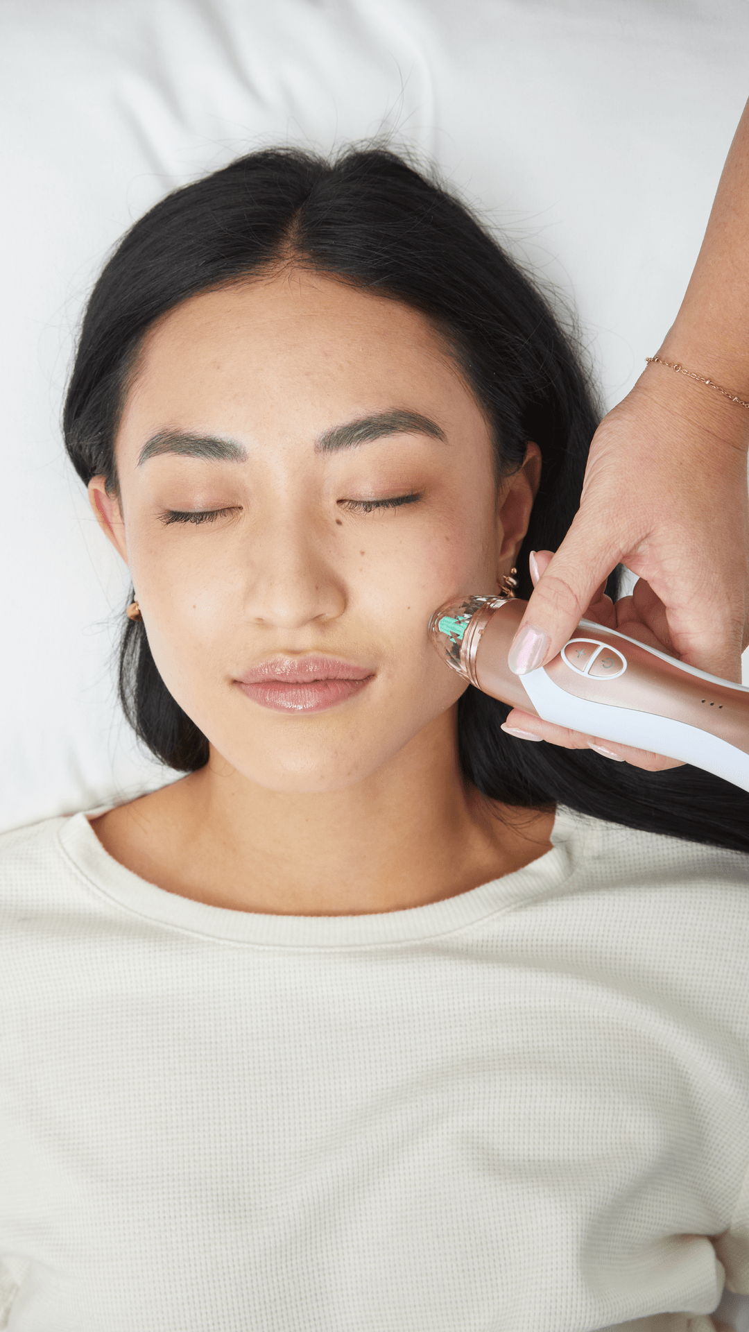 Why Dry Facial Skin Isn’t the Only Thing Making Your Complexion Look Tired