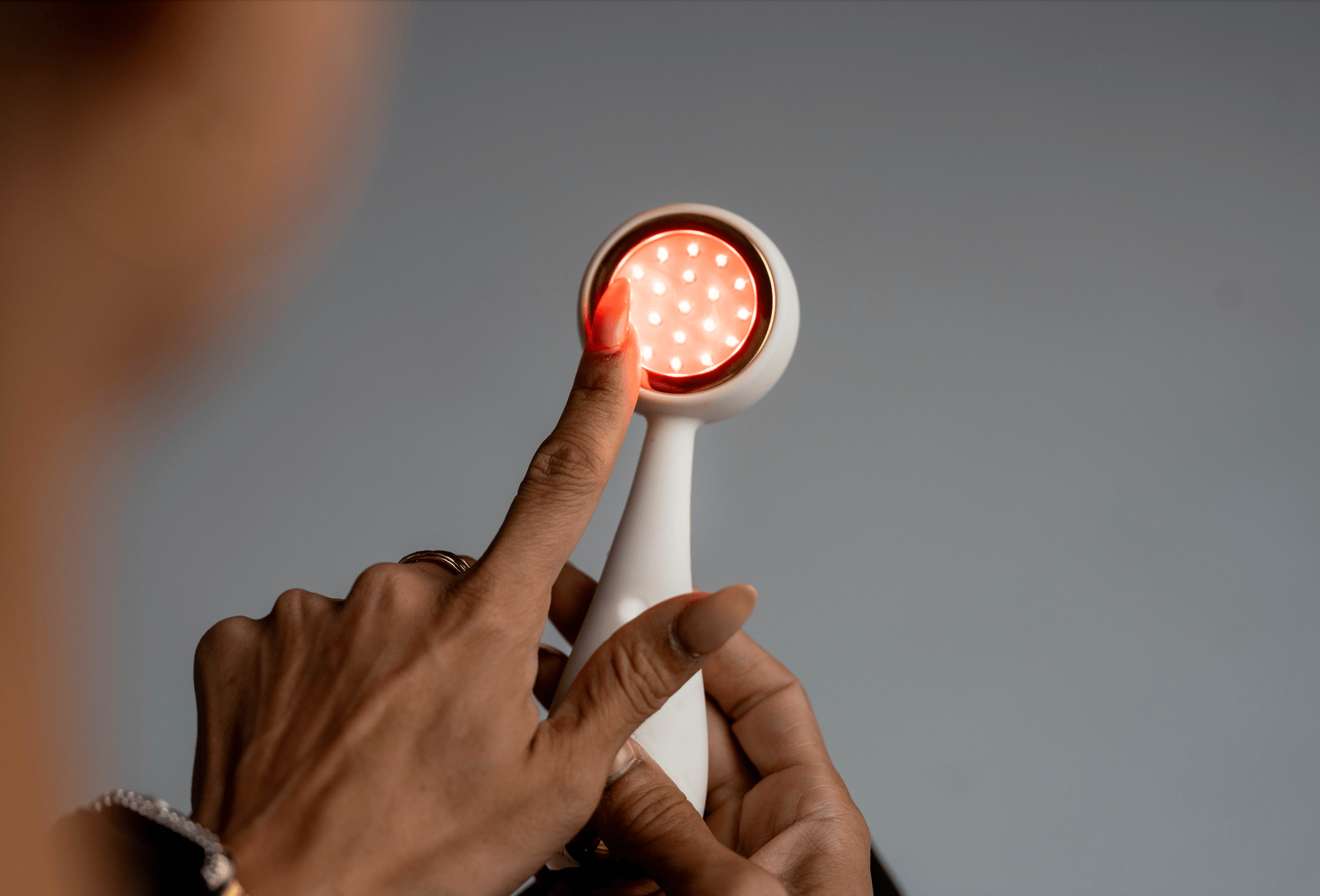 Blue Light vs. Red Light: How Light Therapy Transforms Your Skin
