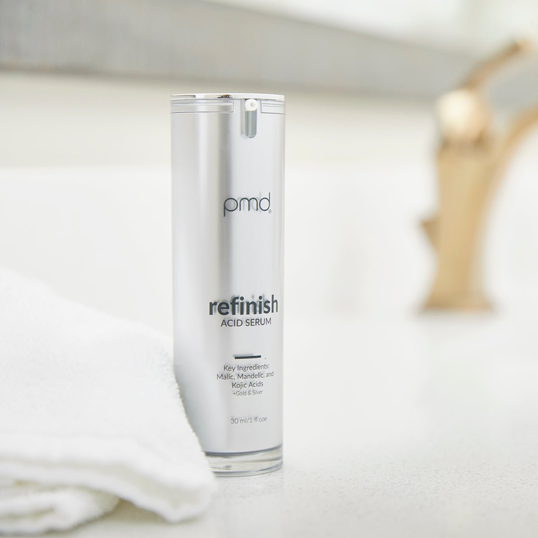 hover-image?BNDL_ref-ren?Refinish acid serum and washcloth on a counter