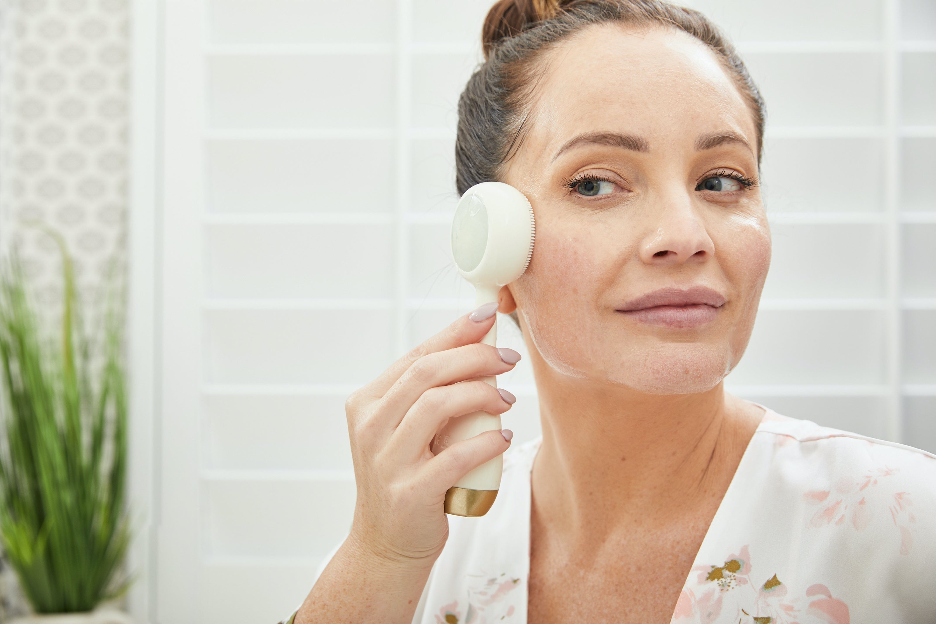 Facial Cleansing Brush Mistakes You’re Probably Making