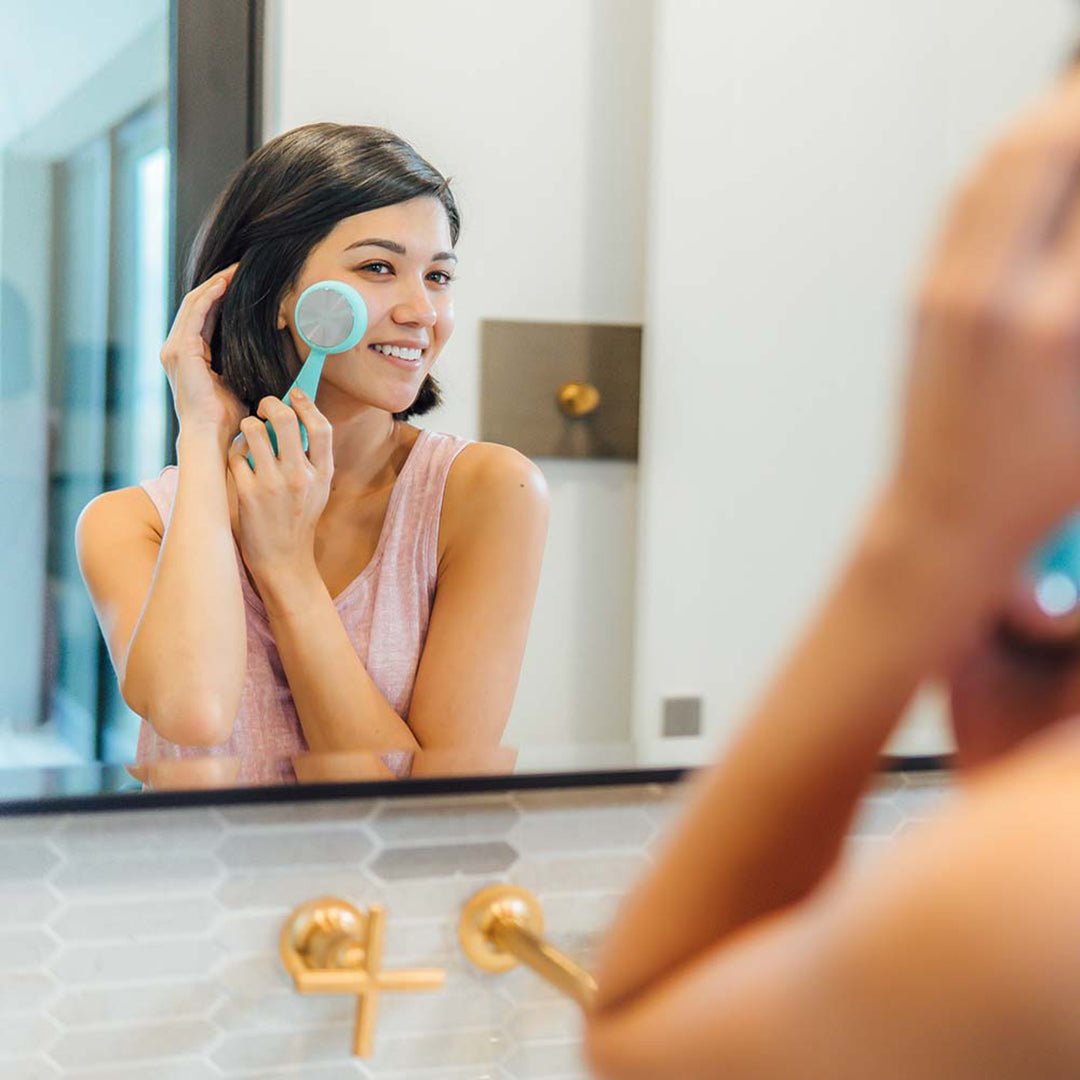 How to Support Skin Renewal as You Age