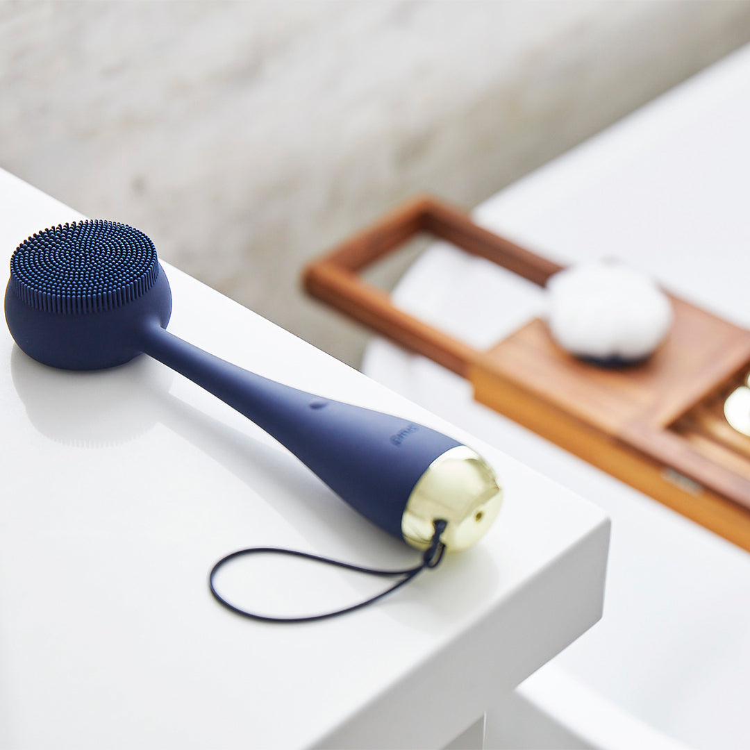 Body Cleansing Brush - Ultimate Exfoliator Tool | PMD Beauty